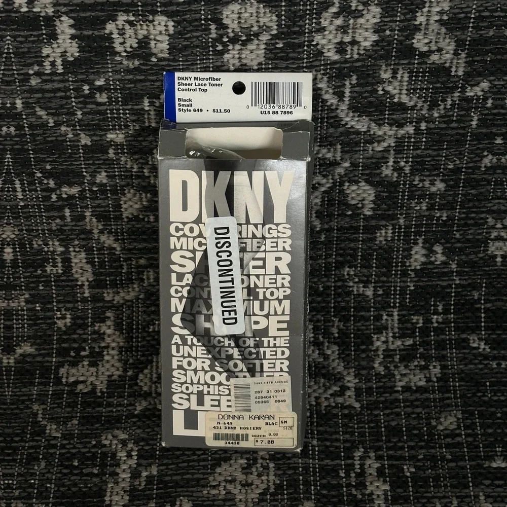 Vintage DKNY Coverings Sheer Lace Toner Control Hosiery Womens Small‎ Stocking